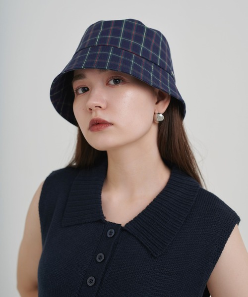 TINA：JOJUN（ティーナジョジュン）の「バケットハット TINA:JOJUN（ハット・レディース・ブラック/ネイビー/ホワイト/ホワイト×ブラック/アイボリー/ブラック×ブルー/ブラック系その他/ブルー系その他/カーキ・F）」の19枚目の写真