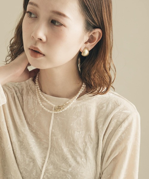 SMELLY(スメリー)の「タンスイパールロングネックレス(ネックレス・レディース・アイボリー・-)」の5枚目の写真