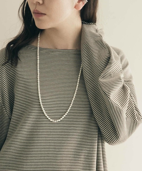 SMELLY(スメリー)の「タンスイパールロングネックレス(ネックレス・レディース・アイボリー・-)」の4枚目の写真