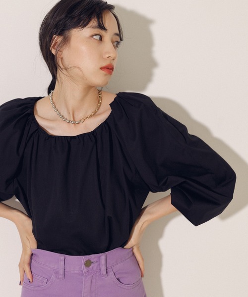 MADEMOISELLE ROPE'（マドモアゼル ロペ）の「<春まで使える>ボリュームスリーブプルオーバー（Tシャツ/カットソー・レディース・ブラック/ホワイト/ダークブラウン・38）」の3枚目の写真