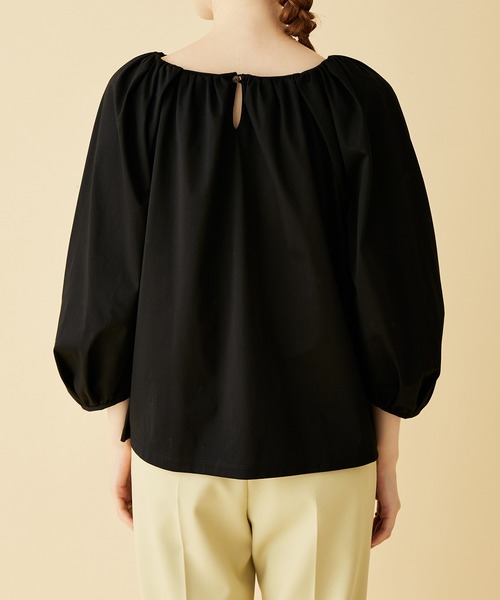 MADEMOISELLE ROPE'（マドモアゼル ロペ）の「<春まで使える>ボリュームスリーブプルオーバー（Tシャツ/カットソー・レディース・ブラック/ホワイト/ダークブラウン・38）」の12枚目の写真