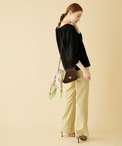 MADEMOISELLE ROPE'（マドモアゼル ロペ）の「<春まで使える>ボリュームスリーブプルオーバー（Tシャツ/カットソー・レディース・ブラック/ホワイト/ダークブラウン・38）」の18枚目の写真