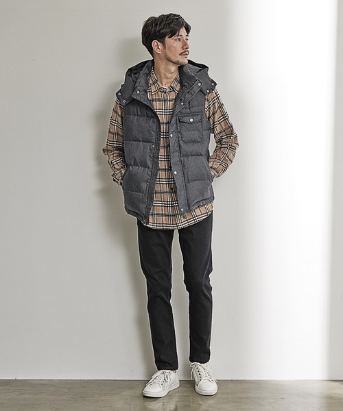 UNION STATION（ユニオンステーション）の「【SORONA/ソロナ】フロッキープリント機能中綿ダウンベスト<フード着脱可能/2WAY仕様>（ダウンベスト・メンズ・ブラック/ネイビー・LL/M/L）」の12枚目の写真