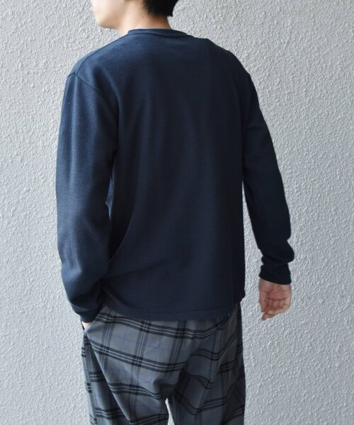 SHIPS any（シップス エニィ）の「SHIPS any: レギュラーフィット ライスワッフル ロングスリーブ カットソー◇（Tシャツ/カットソー・メンズ・ライトグレー/ネイビー/レンガ・SMALL/MEDIUM/LARGE/X-LARGE）」の5枚目の写真