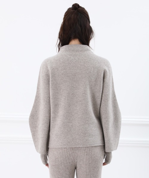 YVON（イヴォン）の「《YVON》ホールガーメント(R)ハイネックニット（ニット/セーター・レディース・ブラウン/モカ・9号）」の8枚目の写真