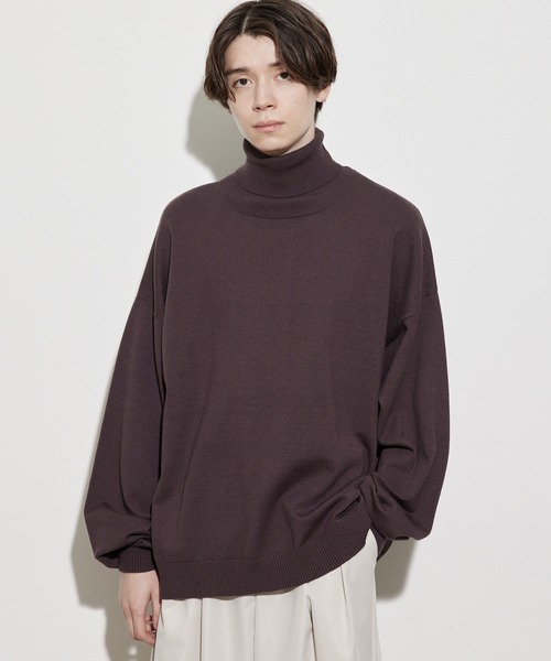 JUNRED（ジュンレッド）の「オーバーサイズタートルニット（ニット/セーター・メンズ・ブラック/ダークブラウン/ライトグレー/チャコールグレー・S/M/L）」の4枚目の写真
