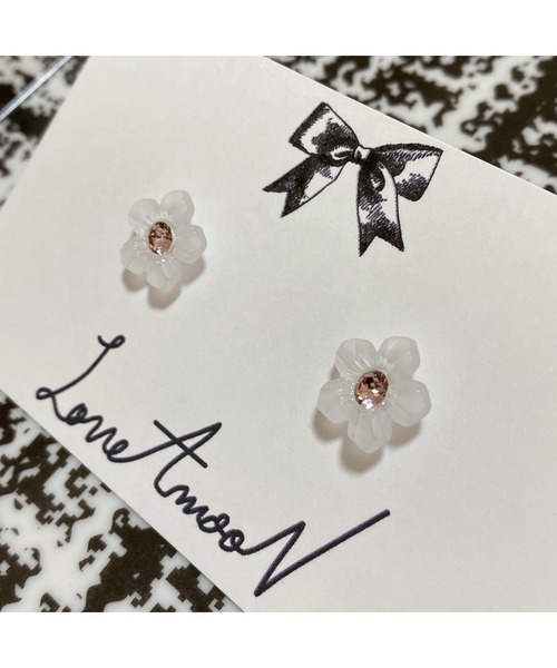 tone（トーン）の「【LoveAmooN】frost flower vintagerose(MA)（ピアス（両耳用）・レディース・シルバー・FREE）」の5枚目の写真