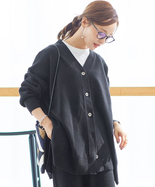 KOBE LETTUCE（コウベレタス）の「Vネックポンチョニットカーディガン（カーディガン/ボレロ・レディース・ブラック/モカ/ライトベージュ・FREE）」の9枚目の写真