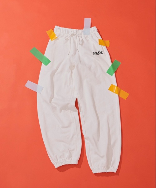 SHAGGIE(シャギー)の「SHAGGIE裏起毛オーバースウェットジョガーパンツ(スウェットパンツ・レディース・ホワイト/ブラック/ブラウン/グレー・FREE)」の8枚目の写真