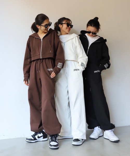 SHAGGIE(シャギー)の「SHAGGIE裏起毛オーバースウェットジョガーパンツ(スウェットパンツ・レディース・ホワイト/ブラック/ブラウン/グレー・FREE)」の9枚目の写真