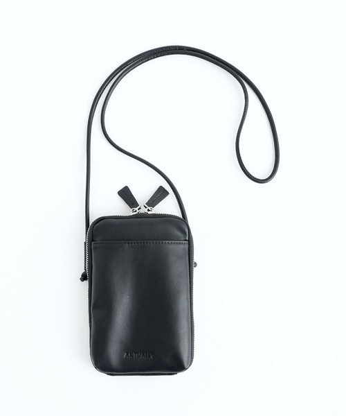 Actually（アクチュアリー）の「フェイクレザー モバイルポーチ  スマホショルダー（ショルダーバッグ・レディース・ブラック/グレイッシュベージュ/ホワイト/ブルー/シルバー/グリーン/パープル/グレー/マスタード/ピンク/ライトグリーン/アイボリー/ライトグレー・フリー）」の20枚目の写真