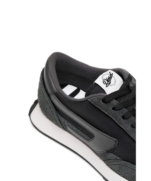 DIESEL（ディーゼル）の「レディース MIX素材 ランニングスニーカー（スニーカー・レディース・ホワイト/ブラック/レッド/ホワイト系その他・35/38/36/37/39）」の14枚目の写真