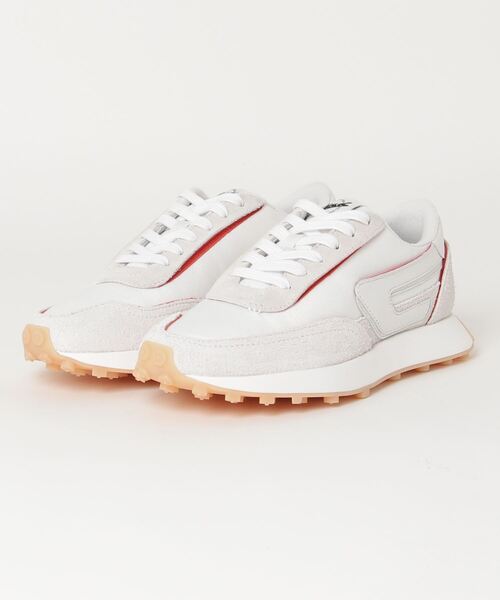 DIESEL（ディーゼル）の「レディース MIX素材 ランニングスニーカー（スニーカー・レディース・ホワイト/ブラック/レッド/ホワイト系その他・35/38/36/37/39）」の3枚目の写真