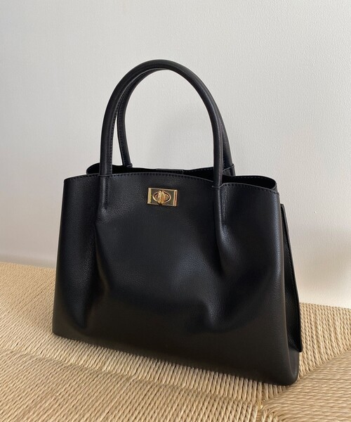 ANY SIS（エニィスィス）の「メタルポイントシンプリー トートバッグ（トートバッグ・レディース・ブラック系/ベージュ系/アイボリー系・2）」の2枚目の写真