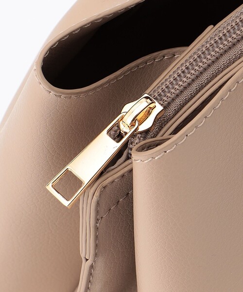 ANY SIS（エニィスィス）の「メタルポイントシンプリー トートバッグ（トートバッグ・レディース・ブラック系/ベージュ系/アイボリー系・2）」の13枚目の写真