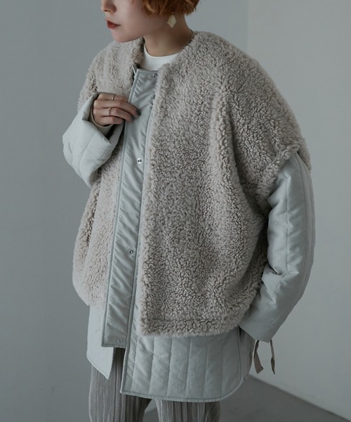 etoll.(エトル)の「3way コクーンボアベスト ラインキルトブルゾン セット(ブルゾン・レディース・ブラック/モカ/アイボリー/グレイッシュベージュ・M)」の4枚目の写真