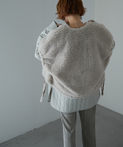 etoll.(エトル)の「3way コクーンボアベスト ラインキルトブルゾン セット(ブルゾン・レディース・ブラック/モカ/アイボリー/グレイッシュベージュ・M)」の15枚目の写真