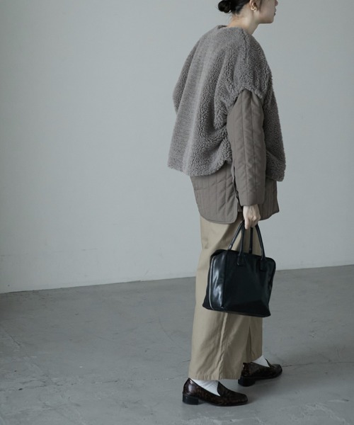 etoll.(エトル)の「3way コクーンボアベスト ラインキルトブルゾン セット(ブルゾン・レディース・ブラック/モカ/アイボリー/グレイッシュベージュ・M)」の14枚目の写真