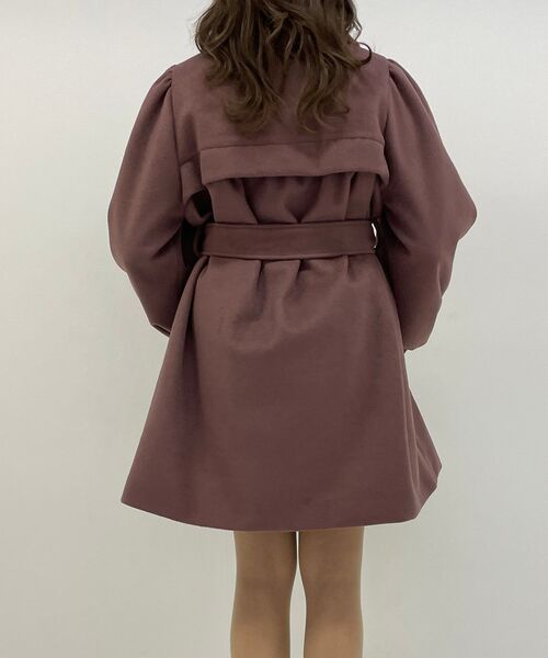 MAJESTIC LEGON(マジェスティックレゴン)の「ボリュームスリーブステンコート(ステンカラーコート・レディース・アイボリー/モカ・MEDIUM/SMALL)」の7枚目の写真