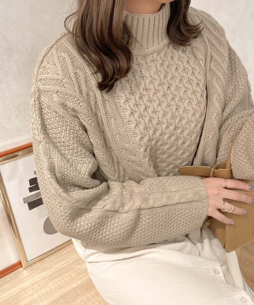 apres jour clair(アプレジュールクレア)の「【apres jour clair】【SETUP可能】ハイネックケーブルショートニット(ニット/セーター・レディース・ブラウン系その他/ライトベージュ・フリー/X-LARGE)」の14枚目の写真