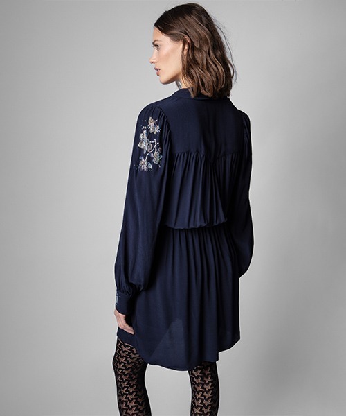 ZADIG&VOLTAIRE(ザディグ エ ヴォルテール)の「REMEMBER STRASS(ワンピース・レディース・ネイビー・S/M/L/XS)」の3枚目の写真