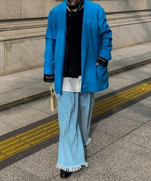 renya made in INTER FACTORY（レンヤメイドインインターファクトリー）の「ファッションインフルエンサー renya - バギーフレアフリンジデニム　made in INTER FACTORY（デニムパンツ・メンズ・インディゴブルー/ライトブルー・MEDIUM/SMALL）」の11枚目の写真