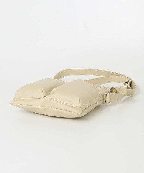 SENSE OF PLACE by URBAN RESEARCH（センスオブプレイスバイアーバンリサーチ）の「ヘルメットミニショルダーバッグ（ショルダーバッグ・メンズ・ブラック/ライトベージュ・ONE）」の17枚目の写真