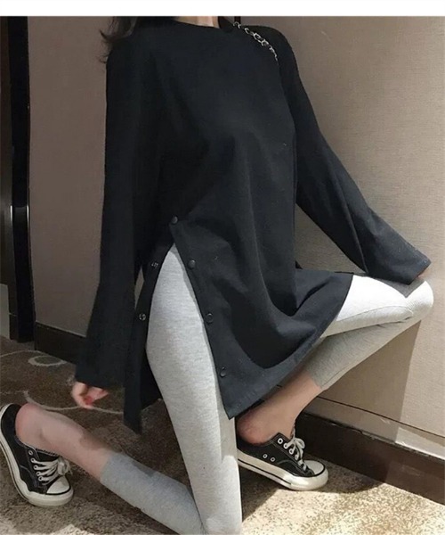 MAISON DE THERESE(メゾン ド テレーズ)の「サイドオープン 長袖ロングTシャツ(Tシャツ/カットソー・レディース・ブラック/ホワイト・X-LARGE/LARGE/MEDIUM)」の2枚目の写真