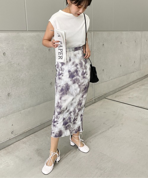 StyleSea（スタイルシー）の「サテンミニプリーツロングタイトスカート（スカート・レディース・グレー/オレンジ/グリーン・MEDIUM）」の6枚目の写真