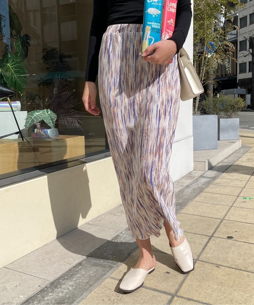 StyleSea（スタイルシー）の「サテンミニプリーツロングタイトスカート（スカート・レディース・グレー/オレンジ/グリーン・MEDIUM）」の18枚目の写真