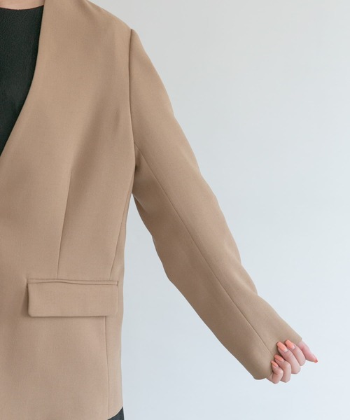 URBAN RESEARCH ROSSO(アーバンリサーチロッソ)の「ノーカラージャケット(ノーカラージャケット・レディース・ネイビー/ベージュ・FREE)」の17枚目の写真