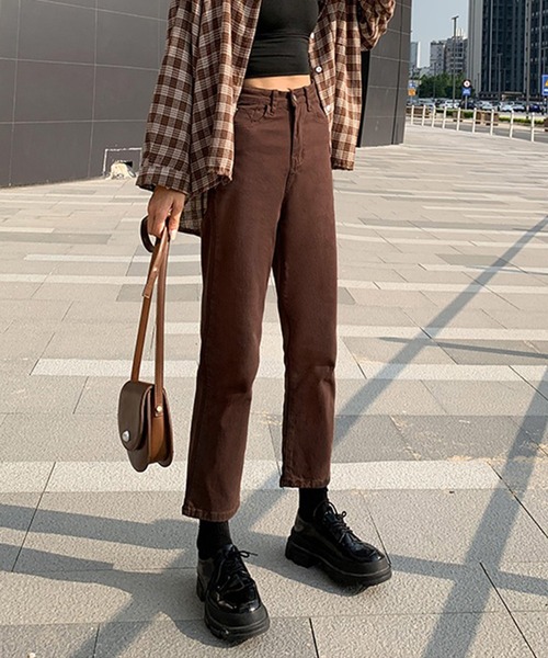 me+em select（ミームセレクト）の「【４サイズ展開 】ハイウエストストレッチ着痩せデニムパンツ（デニムパンツ・レディース・ブラック/ブラウン/ブルー/ホワイト・SMALL/MEDIUM/LARGE/X-LARGE）」の5枚目の写真