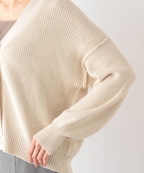 GLOBAL WORK（グローバルワーク）の「洗えるアゼショートカーディガン/265448（カーディガン/ボレロ・レディース・グリーン系その他3/オフホワイト/ブラック/ピンク系その他3・LARGE/MEDIUM）」の16枚目の写真