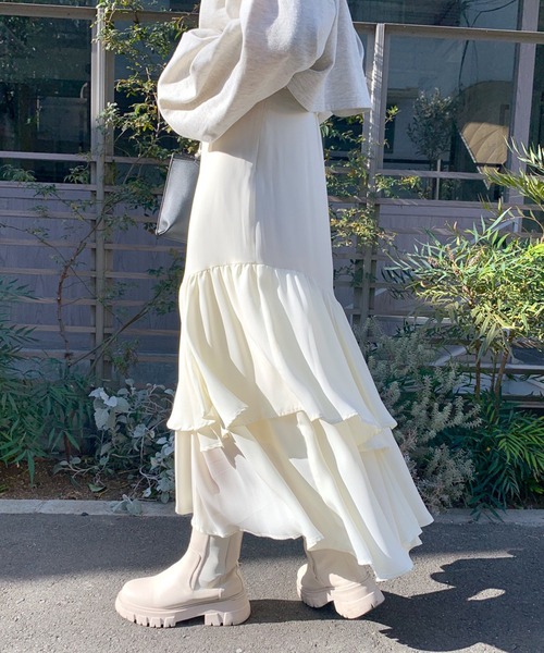 OLIVE des OLIVE(オリーブデオリーブ)の「ランダムティアードスカート(スカート・レディース・オフホワイト/ライム/グレイッシュベージュ・FREE)」の8枚目の写真