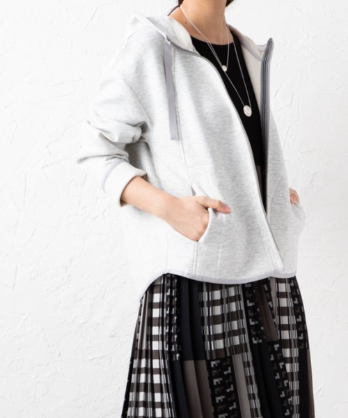 PINKY&DIANNE ダンボールニット フーディブルゾン ホワイト 38 M PINKY&DIANNE ダンボールニット フーディブルゾン ホワイト 38 M