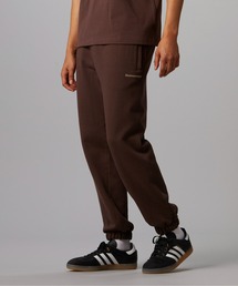 adidas | ファレル・ウィリアムス ベーシックパンツ（ジェンダーニュートラル） / アディダスオリジナルス（メンズ/レディース）(スウェットパンツ)