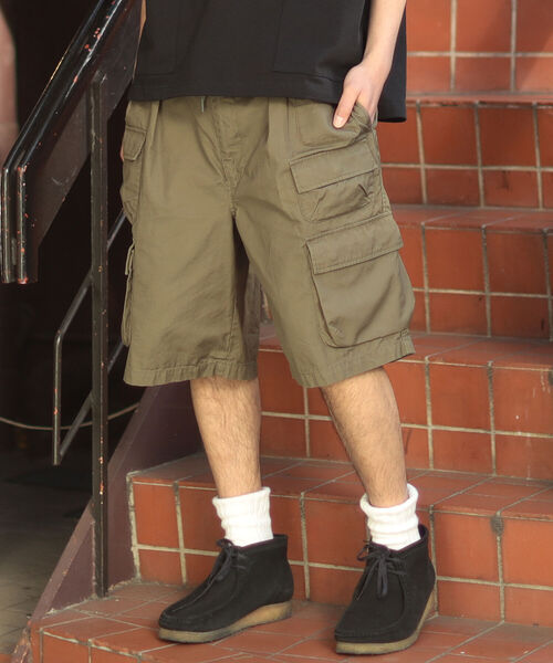 BEAMS（ビームス）の「BEAMS / 3段ポケット 2タック ショーツ（その他パンツ・メンズ・ベージュ/オリーブ・SMALL/MEDIUM/LARGE/X-LARGE）」の9枚目の写真