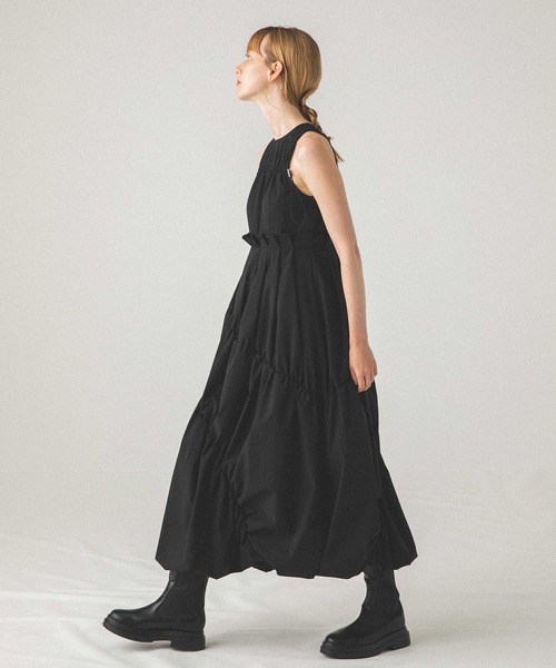 MECRE（メクル）の「ドロストギャザーバルーンワンピース（ワンピース・レディース・ブラック/グレー・S/M）」の6枚目の写真