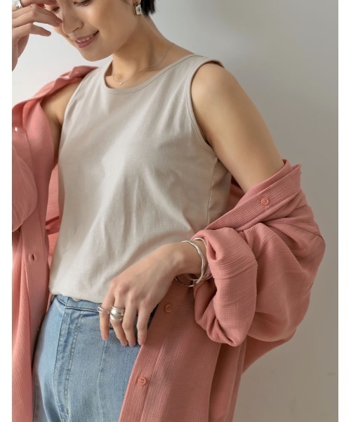 Re:EDIT（リエディ）の「ベーシックコットンタンクトップ（タンクトップ・レディース・オフホワイト/ブラック/グレイッシュベージュ・LARGE/MEDIUM）」の3枚目の写真