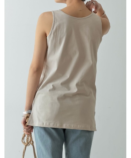 Re:EDIT（リエディ）の「ベーシックコットンタンクトップ（タンクトップ・レディース・オフホワイト/ブラック/グレイッシュベージュ・LARGE/MEDIUM）」の15枚目の写真