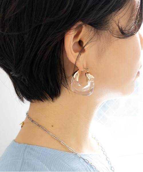RANDA(ランダ)の「チャンキーアクリルフープピアス(ピアス(両耳用)・レディース・クリア/ピンク・FREE)」の5枚目の写真