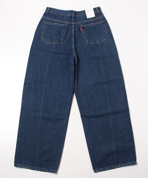 Chikashitsu +（チカシツプラス）の「【Chikashitsu +/チカシツプラス】center bleach denim pants/センターブリーチデニムパンツ（デニムパンツ・メンズ・ライトブルー/ブルー・S/M/L）」の9枚目の写真