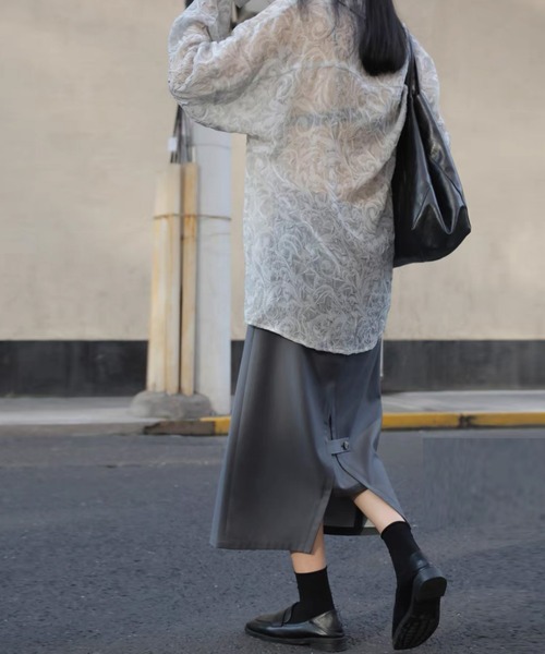 ANOTHER S（アナザーエス）の「立体柄シアーシャツブラウス（シャツ/ブラウス・レディース・ブラック/グレー/スモークピンク・FREE）」の6枚目の写真