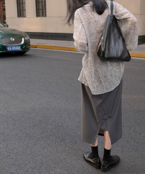 ANOTHER S（アナザーエス）の「立体柄シアーシャツブラウス（シャツ/ブラウス・レディース・ブラック/グレー/スモークピンク・FREE）」の8枚目の写真