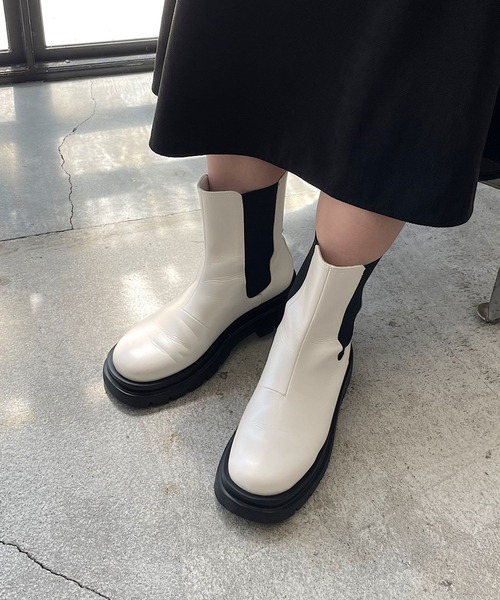 PAGEBOY（ページボーイ）の「モードチェルシーブーツ（ブーツ・レディース・ブラック/オフホワイト・M/L）」の13枚目の写真