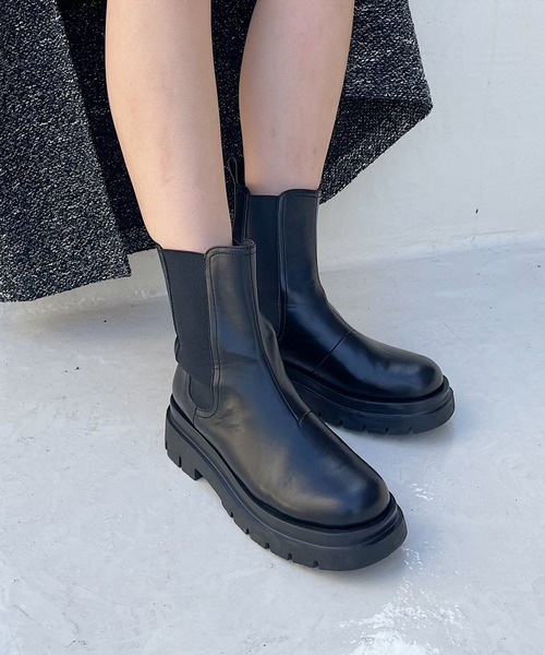 PAGEBOY（ページボーイ）の「モードチェルシーブーツ（ブーツ・レディース・ブラック/オフホワイト・M/L）」の11枚目の写真