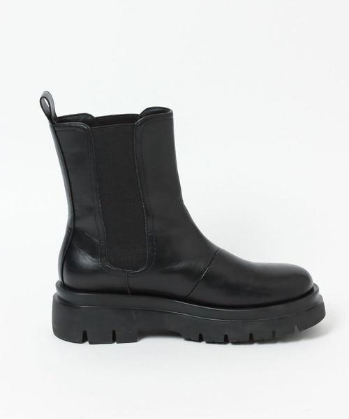 PAGEBOY（ページボーイ）の「モードチェルシーブーツ（ブーツ・レディース・ブラック/オフホワイト・M/L）」の4枚目の写真