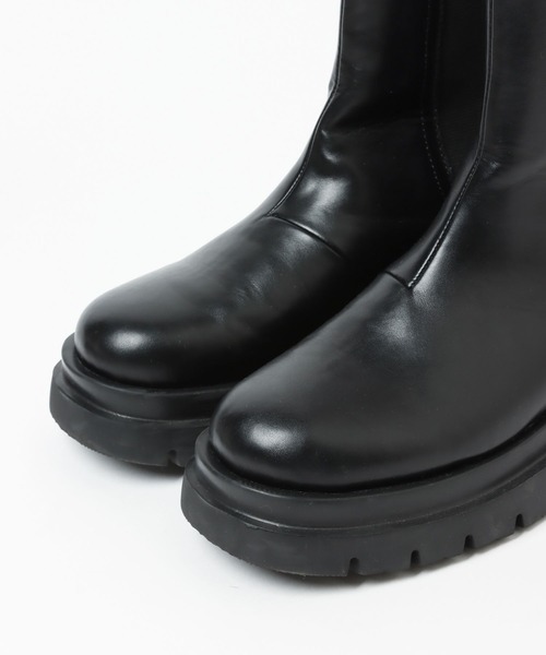 PAGEBOY（ページボーイ）の「モードチェルシーブーツ（ブーツ・レディース・ブラック/オフホワイト・M/L）」の5枚目の写真