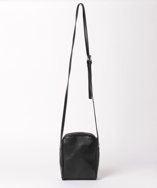 LAKOLE(ラコレ)の「フロントポケットスクエアショルダーバッグ / 344261(ショルダーバッグ・メンズ・ブラック/グレー/カーキ・FREE)」の12枚目の写真