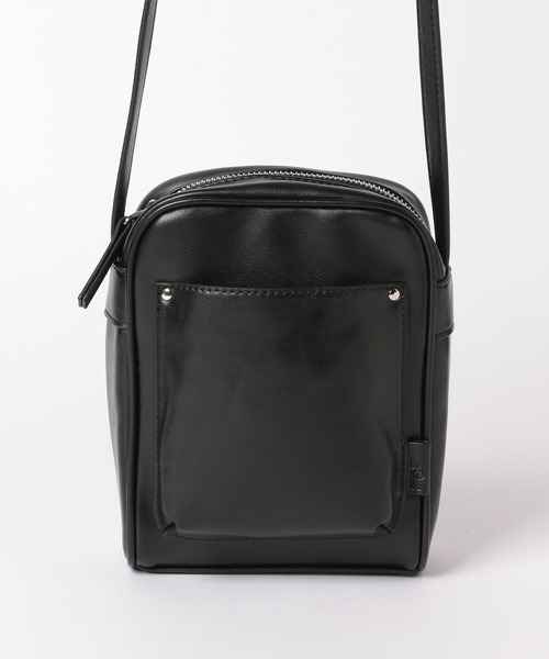 LAKOLE(ラコレ)の「フロントポケットスクエアショルダーバッグ / 344261(ショルダーバッグ・メンズ・ブラック/グレー/カーキ・FREE)」の13枚目の写真